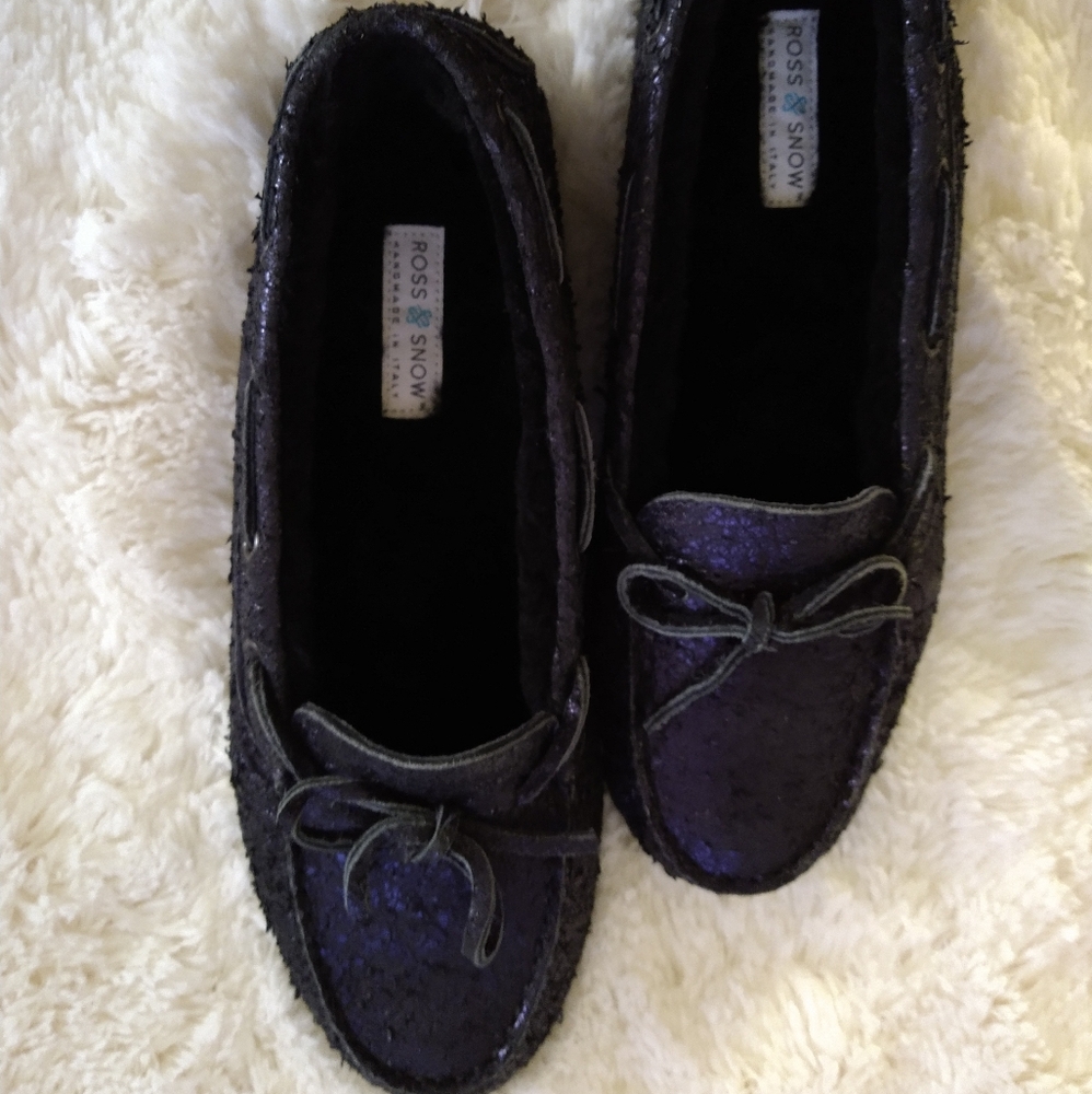 Ross and Snow moccasins size 11 NWOT